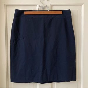 NWT Banana Republic Pencil Skirt - 12P - Navy Blue